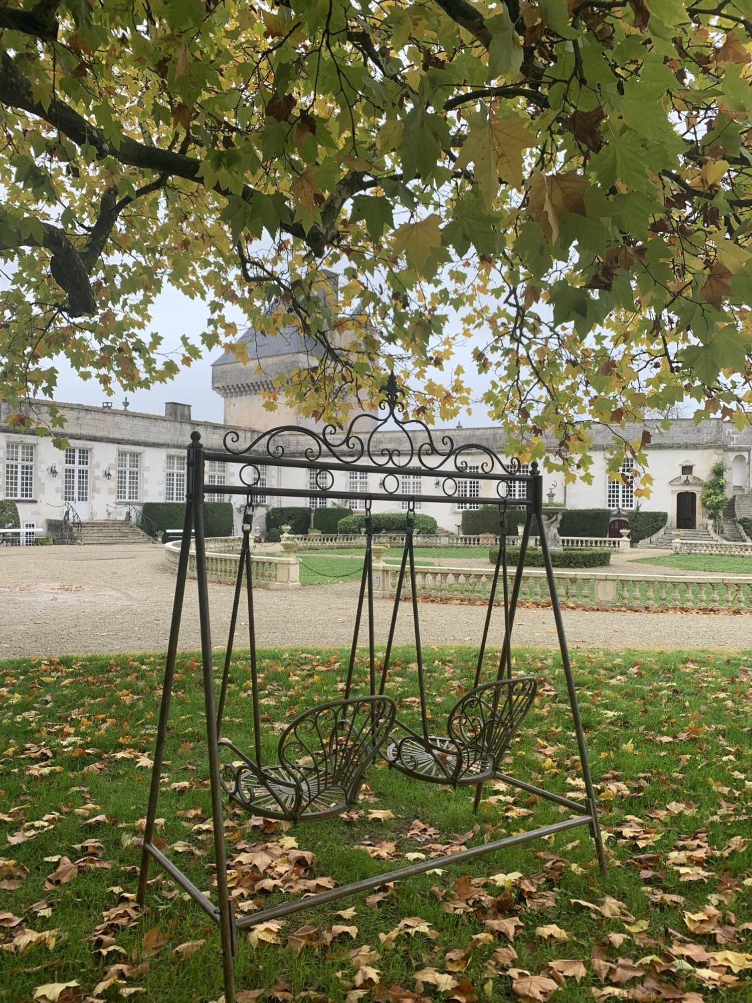 Chateau De Mornay Saint-Pierre-de-l'Isle Zewnętrze zdjęcie